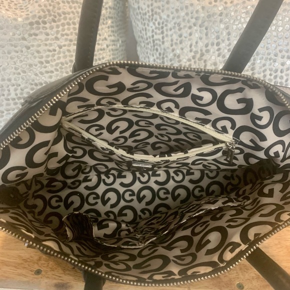 G by guess tote - Picture 10 of 13